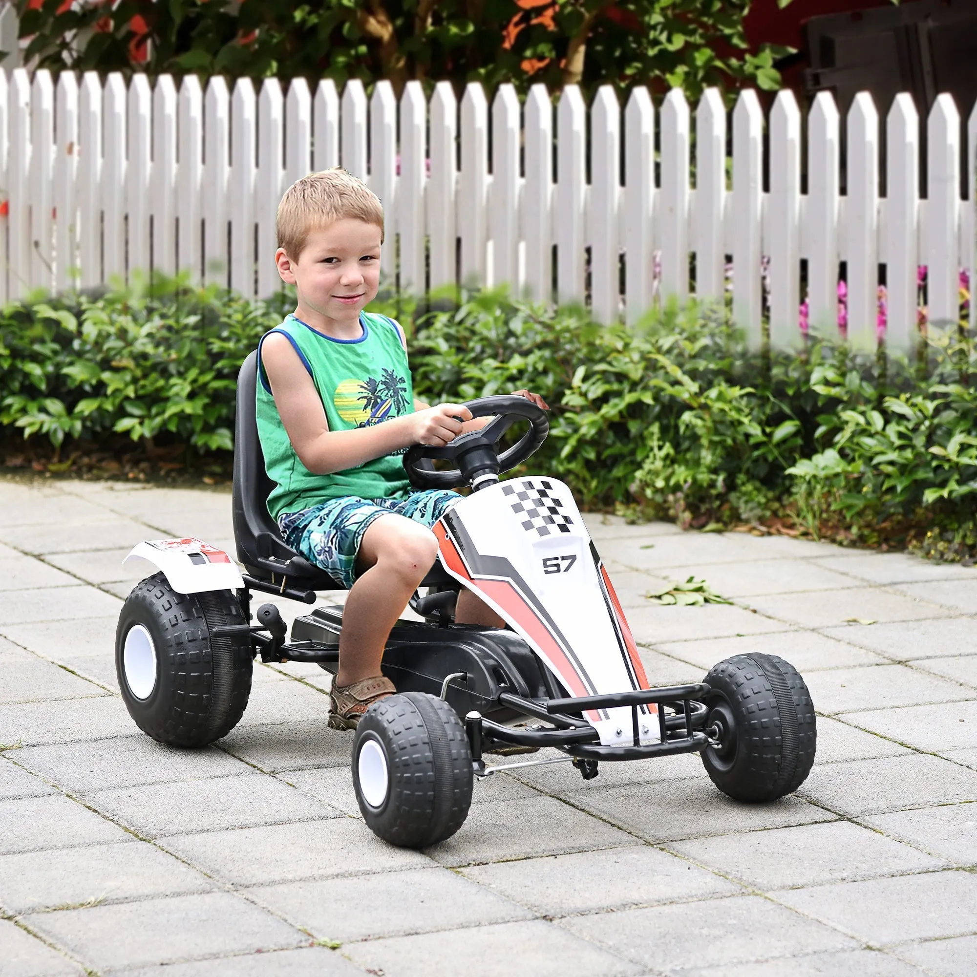 White Pedal Go-Kart for Children 3-8 Years with Adjustable Seat, Plastic Wheels, Handbrake and Gearbox - Image 2