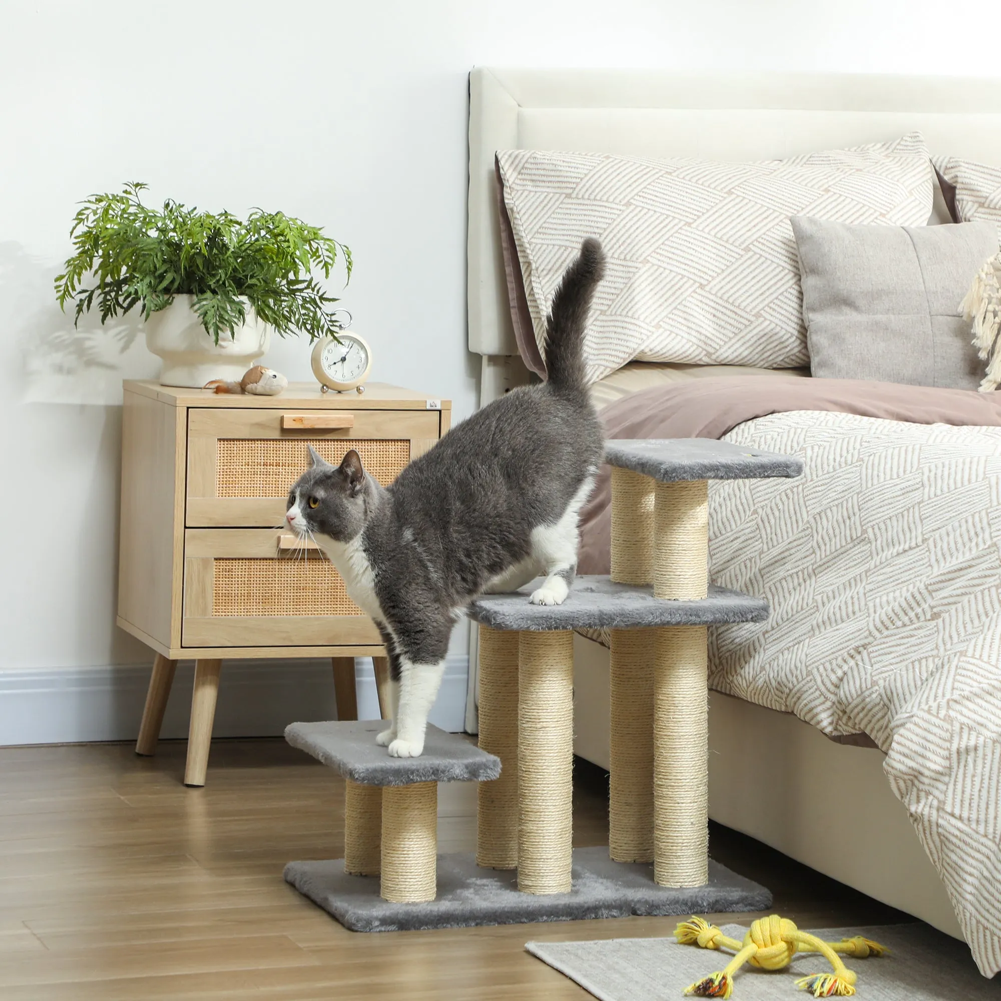 3-Step Plush Dog and Cat Ladder with Sisal Scratching Posts, 10 kg Capacity, Grey - Image 2