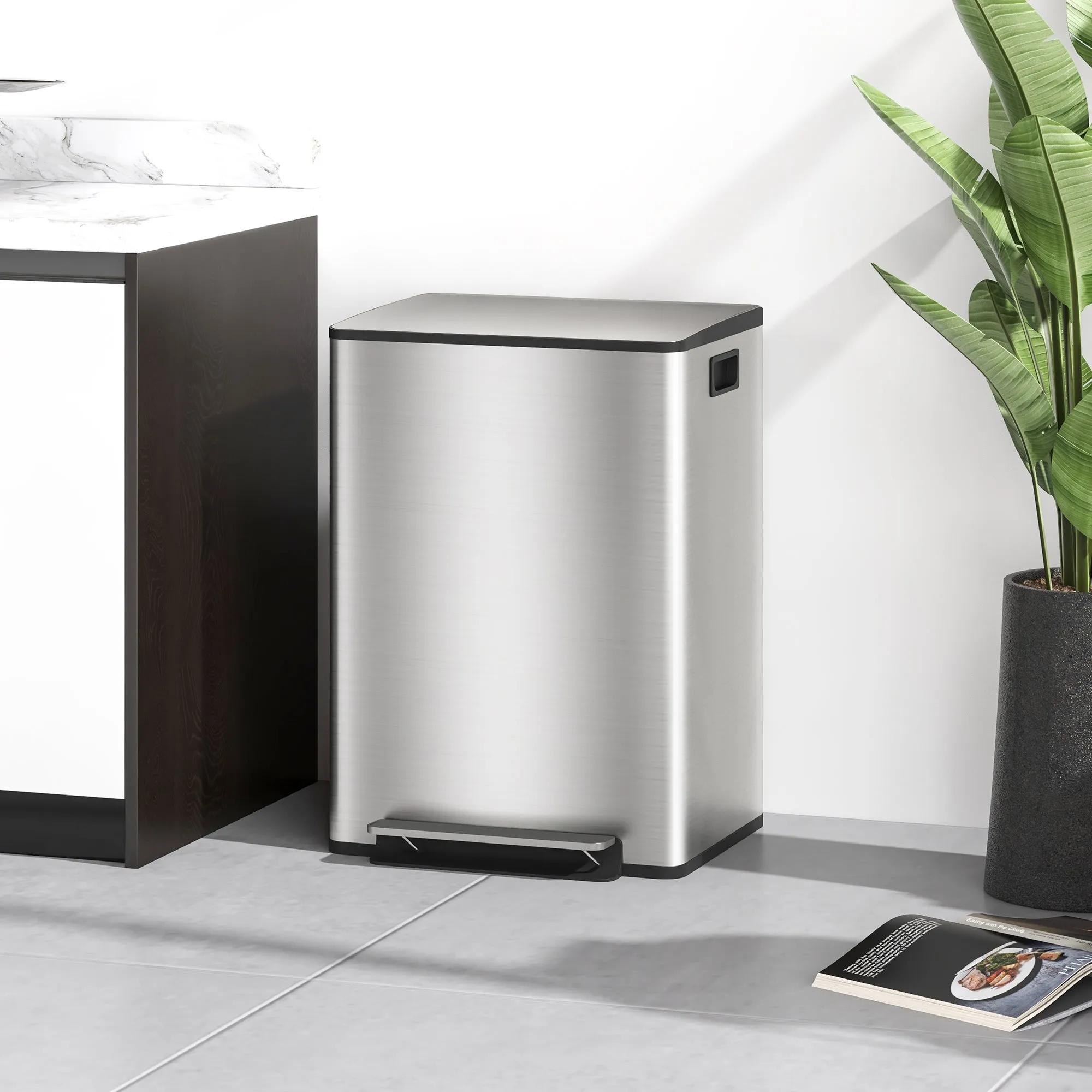 30L 2-Section Pedal Bin with Silent Lid, Stainless Steel and PP, 47.7x37. 5x66. 8 cm - Image 2