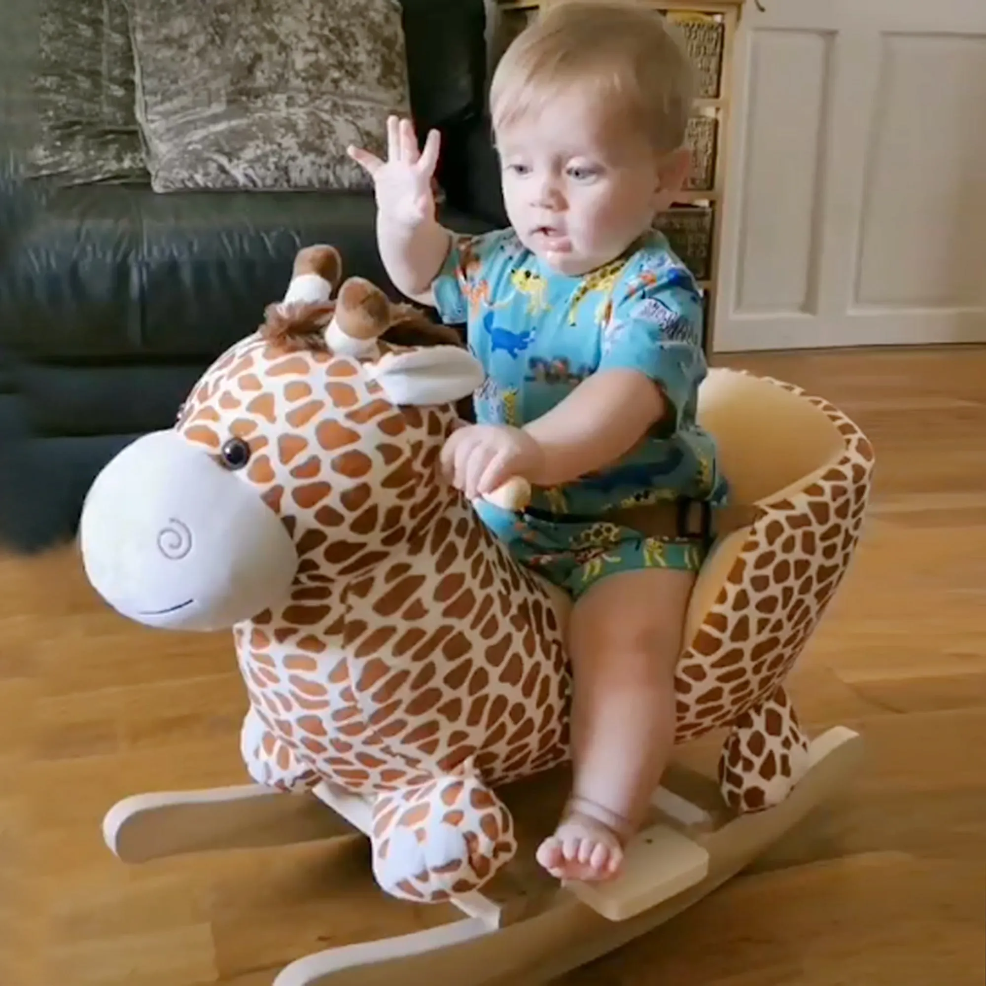 Wooden Giraffe Rocking Horse for Children 60x33x45cm - Image 2