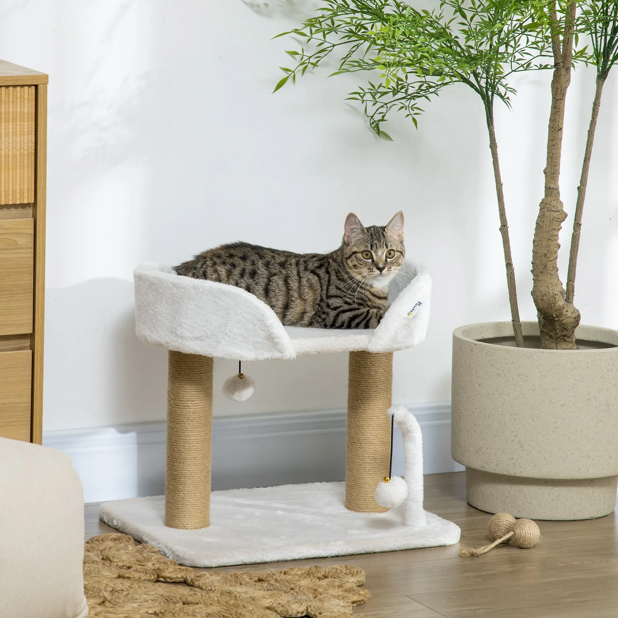 Cat Tower for Cats up to 5kg in Chipboard with Scratching Post and Toy Balls, 48x38x42 cm, Yellow and White - Image 2