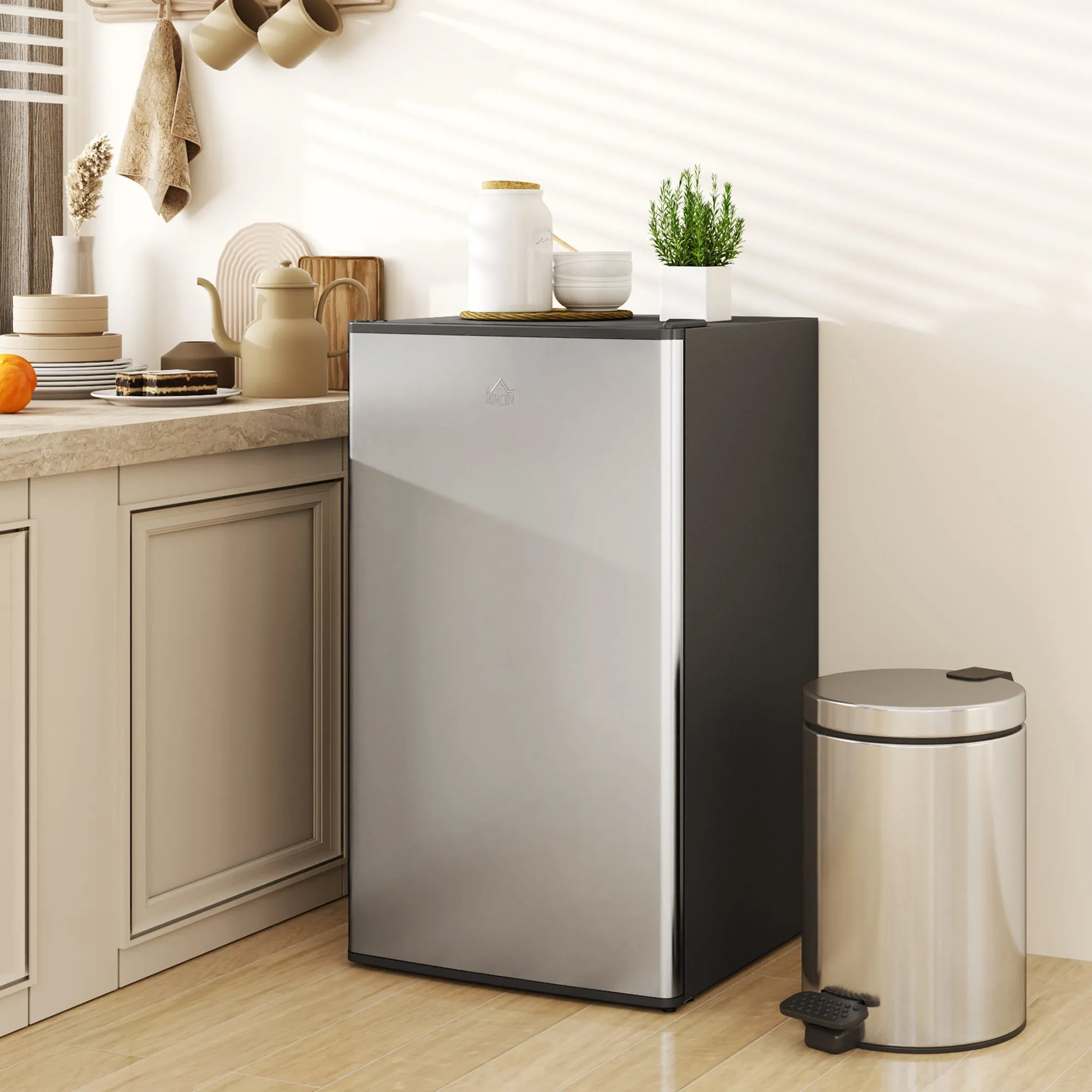Hotels / Kitchenettes 91L Mini / Small Refrigerator with Adjustable Thermostat, Adjustable Shelves and Drawer, Silver - Image 2