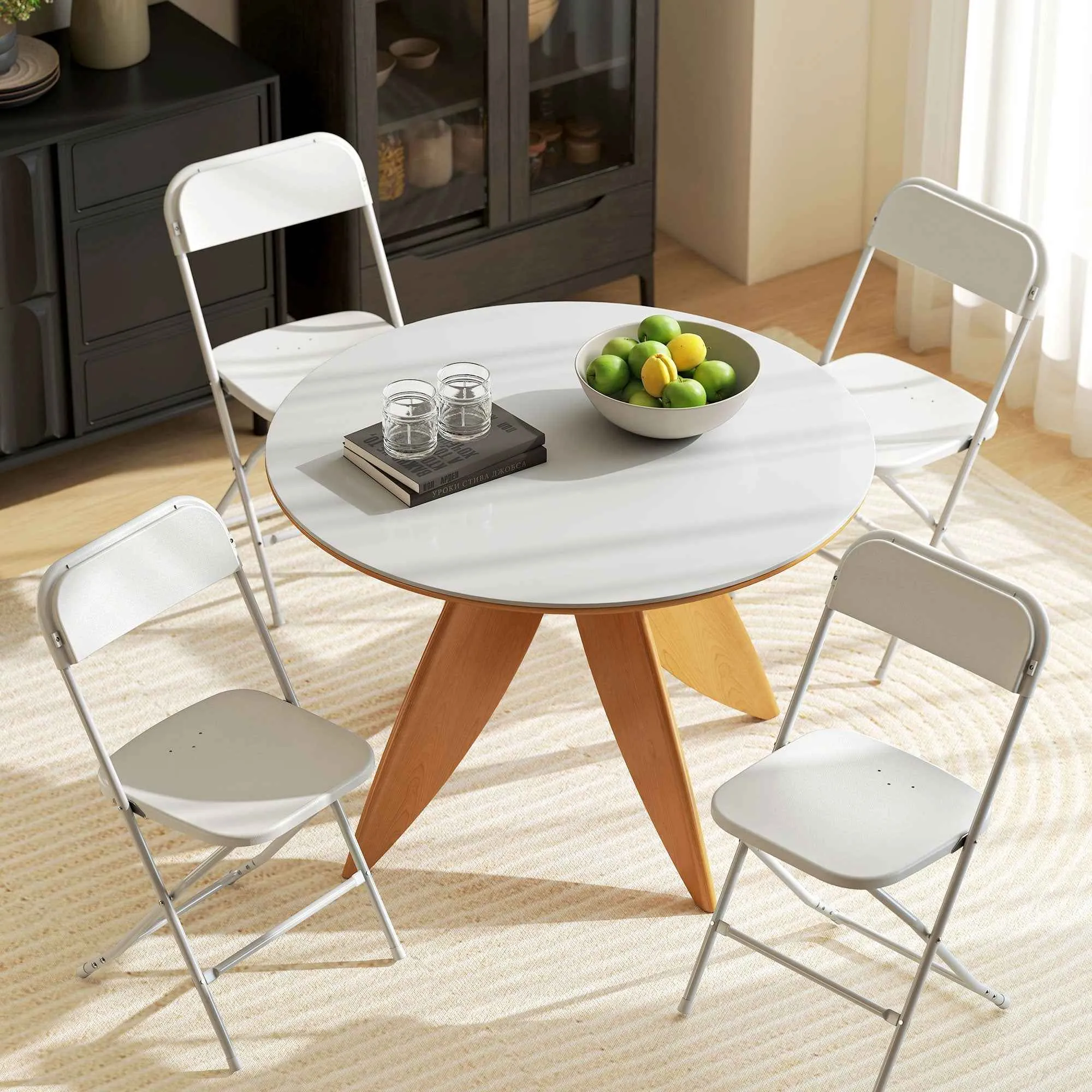 HOMCOM Set of 4 Folding Chairs with Drainage Holes in Plastic and Metal, 45x49x79.5 cm, White - Image 2